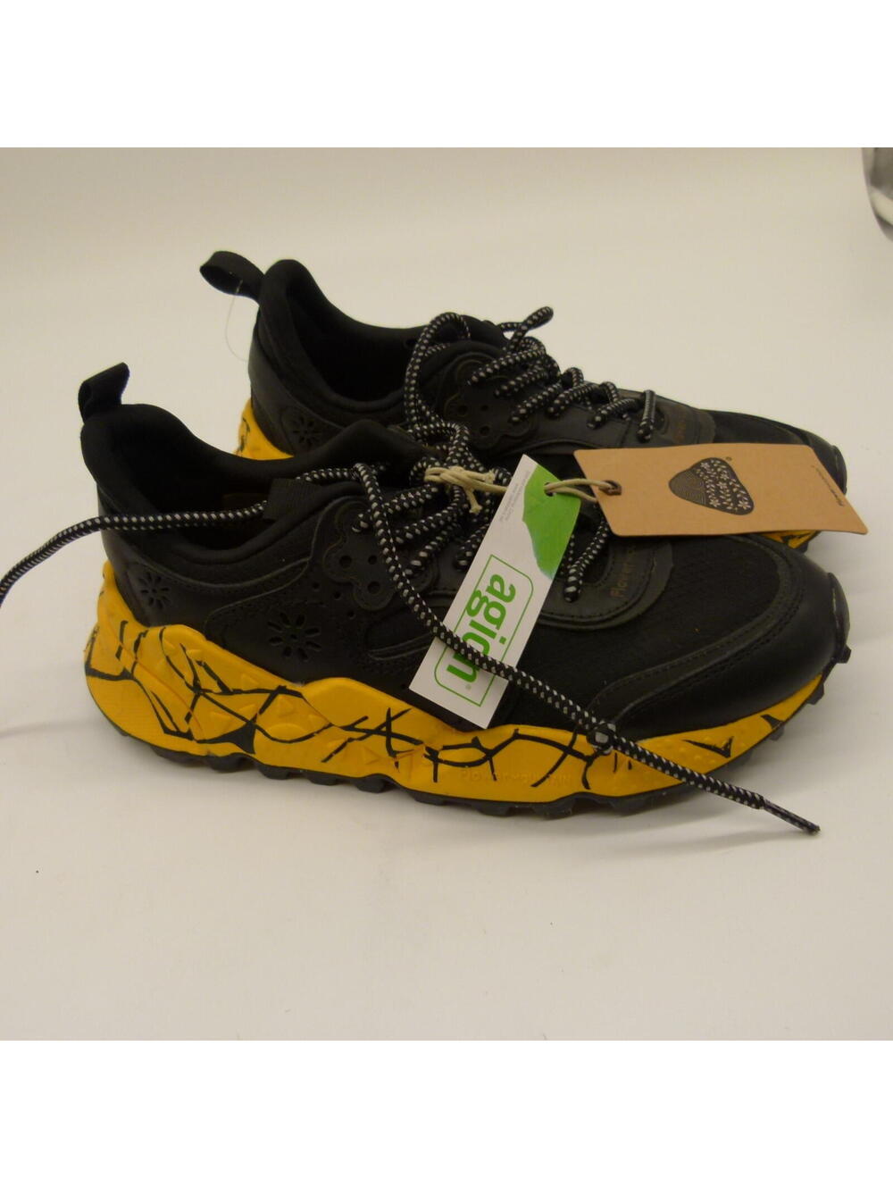 Kotetsu UNI Sneakers Black Yellow Crackle Sole Technical Fabric Leather Women 7